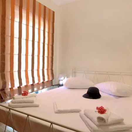 Apartament Three Bedroom Family House
